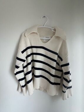 Zara Cream and Black Striped V-Neck Collared Sweater